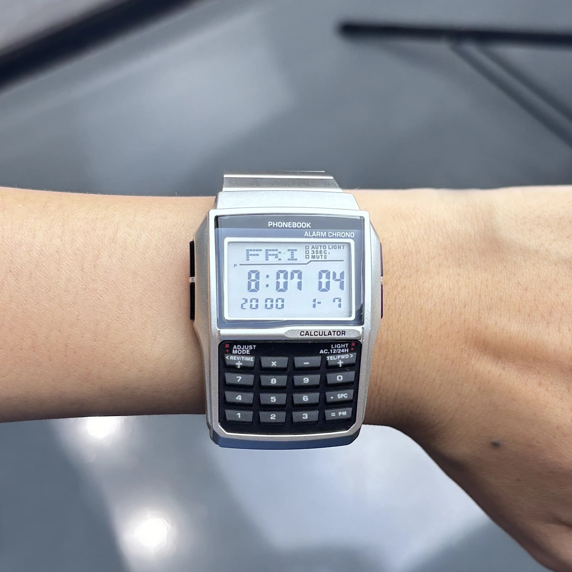 Montres en alliage d'acier inoxydable pour hommes, montres de luxe avec calculatrice, montres LED mu