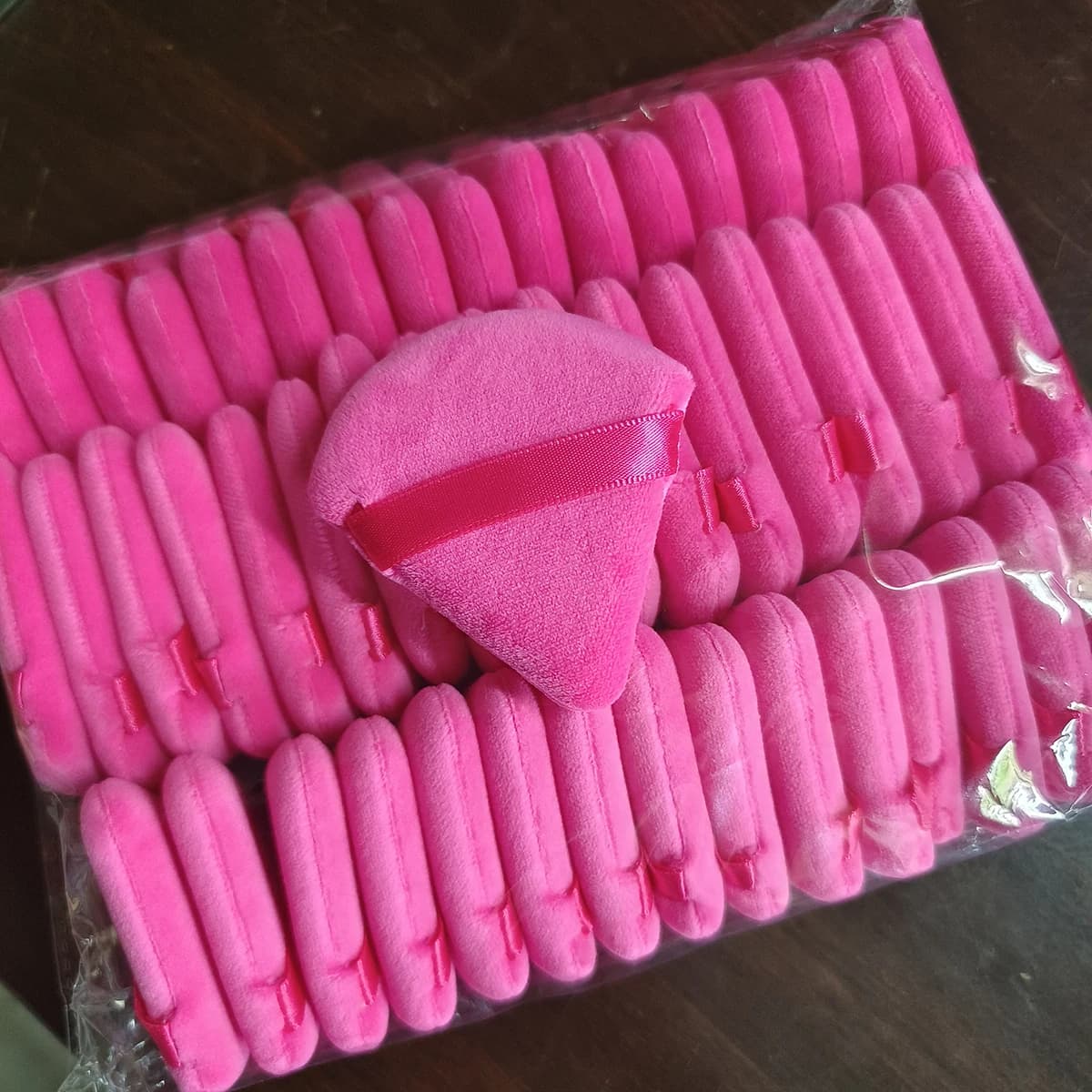 En gros 50 pièces Triangle poudre bouffée Mini visage maquillage éponge cosmétiques doux coton visag