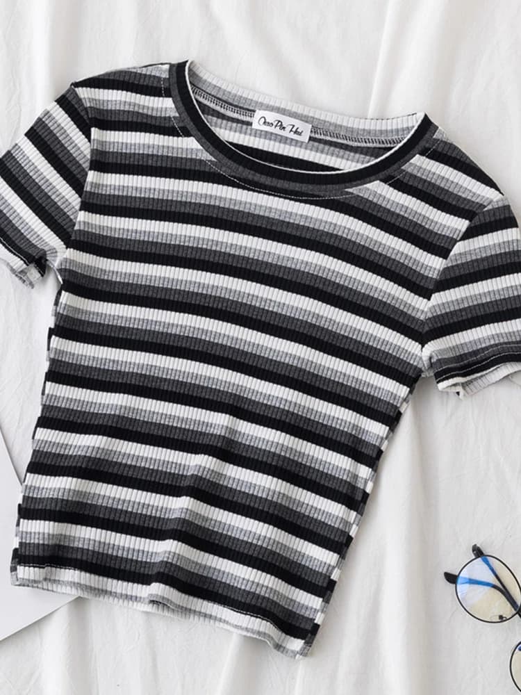 T-shirt à rayures arc-en-ciel pour femmes, haut à manches courtes, vêtement estival et slim, marque 
