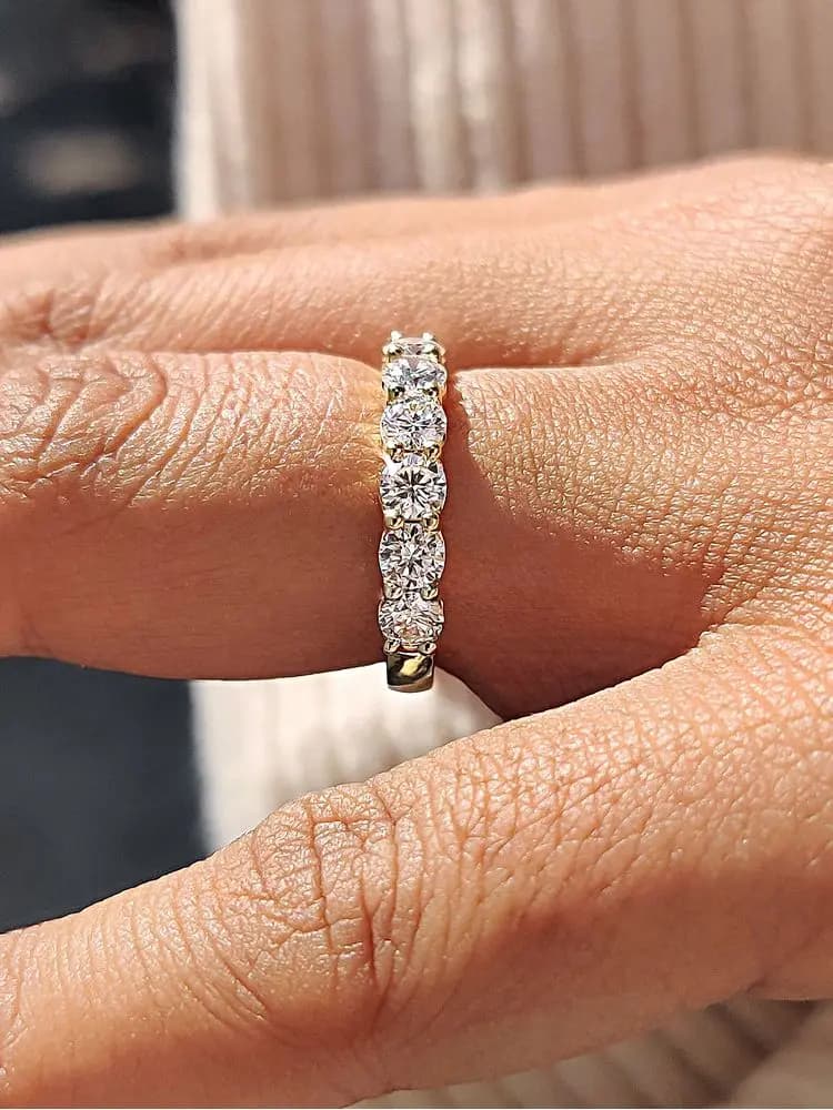 Bagues rondes en argent Sterling 925 et Zircon brillant pour femmes, magnifiques bagues de fiançaill