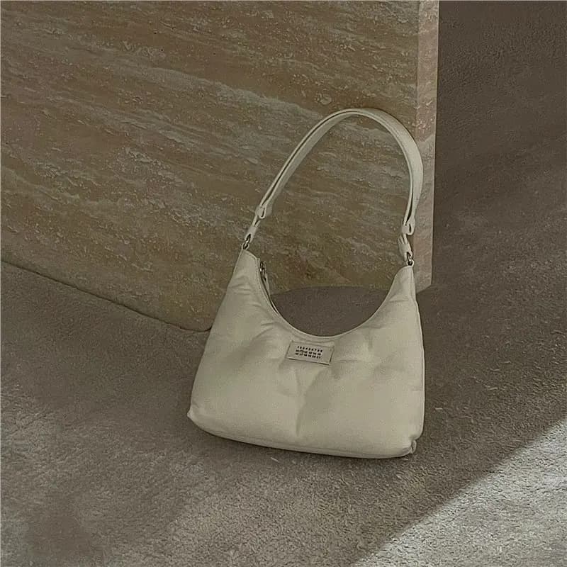 Niche en cuir véritable mode polyvalente plaque de cuisson Mini sous les bras chaîne sac bandoulière