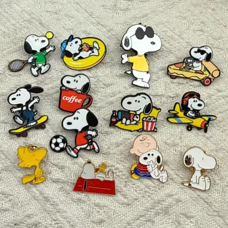 13 pièces // Broches émaillées en forme de chiots blancs de dessin animé, épingles de revers mignonn