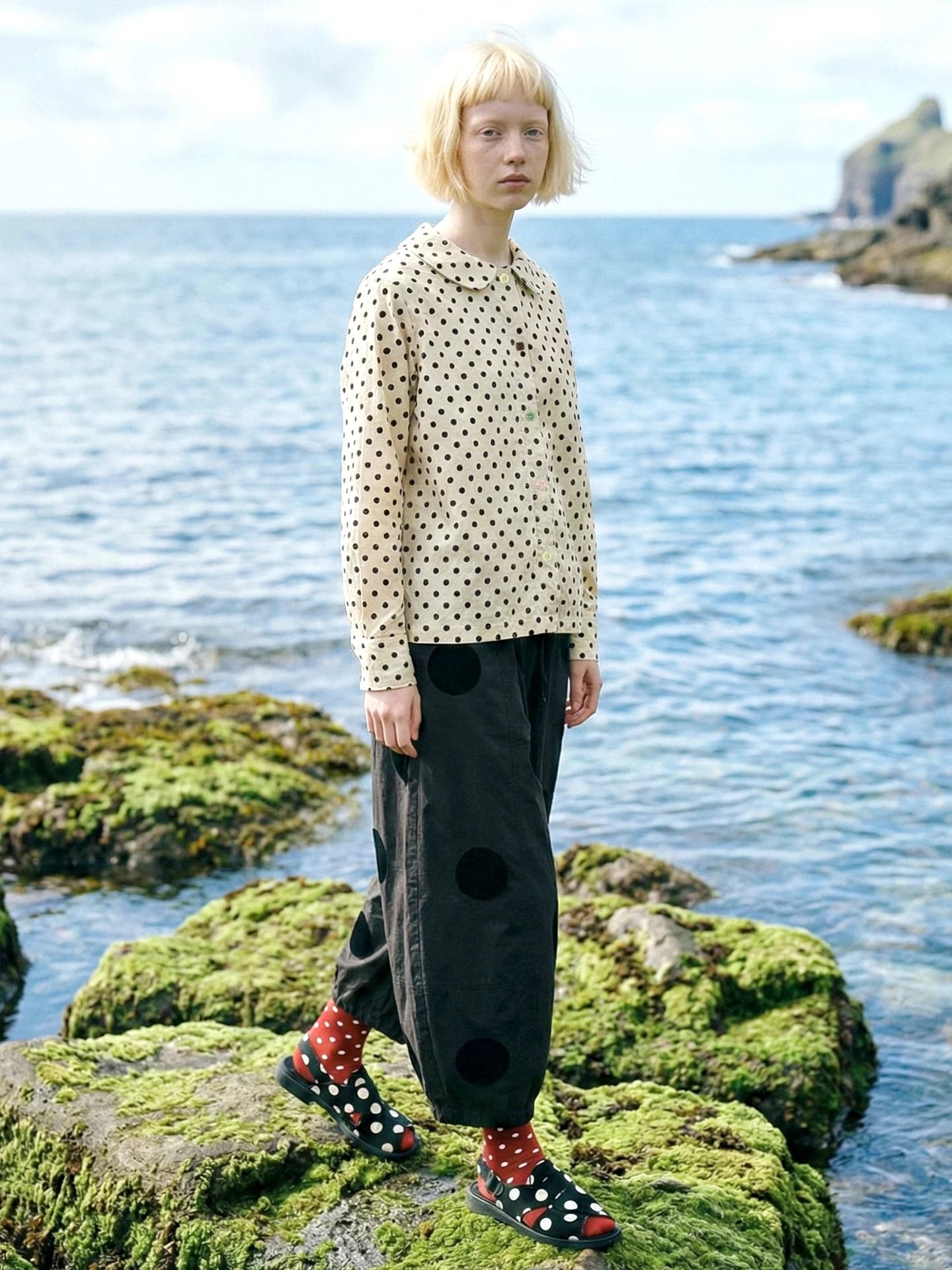 IMAKOKONI – chemise à pois avec col Peter Pan pour femme, chemisier à manches longues avec boutons s