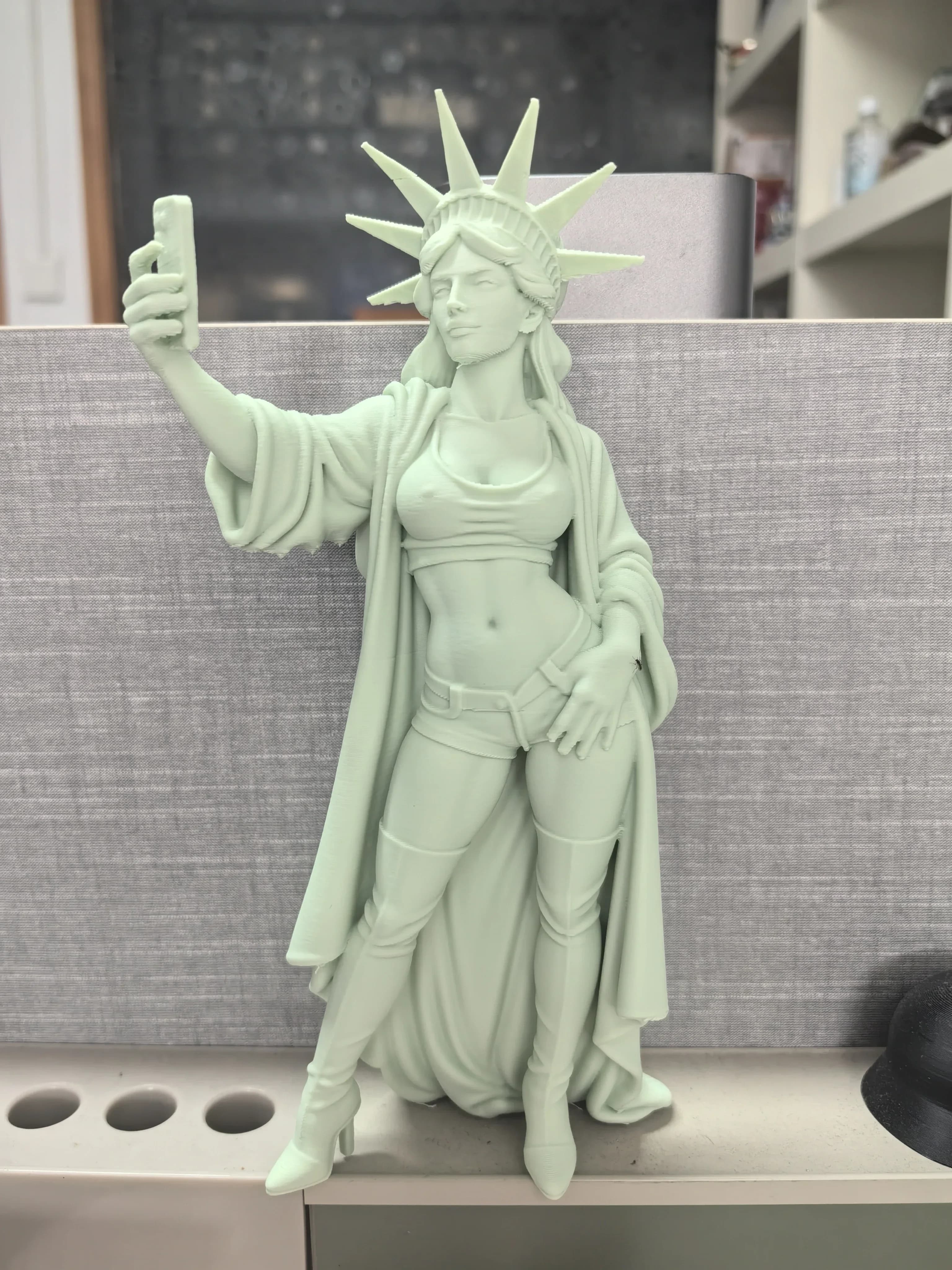 Statue de la liberté créative, Sculpture de déesse d'auto-photographie, artisanat d'art en résine, d