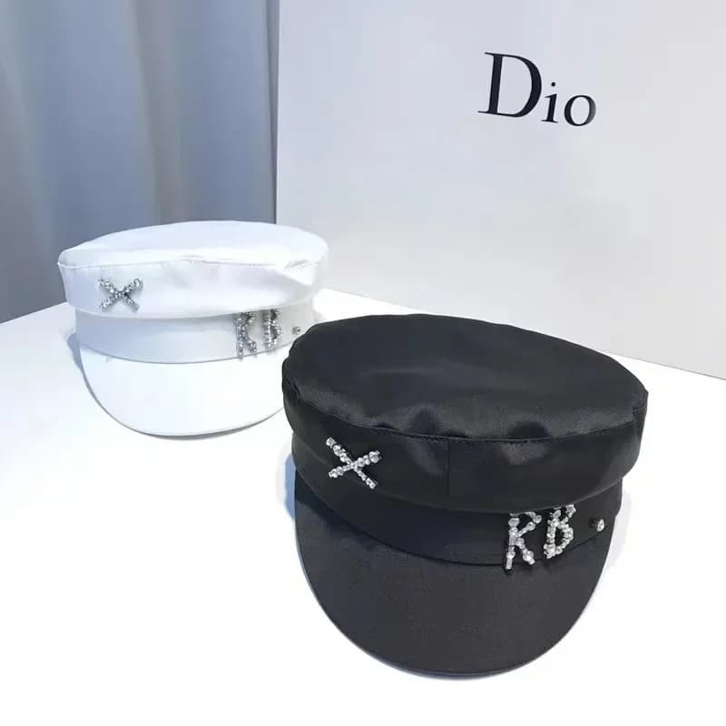 2025 RB béret femmes Version mode strass à bord court bec de canard chapeau printemps nouvelle soie 
