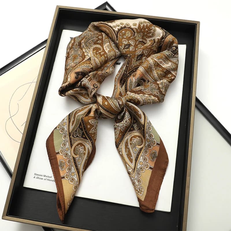 Foulard carré imprimé de style bohème pour femmes, châles en satin, écharpes rondes de la présidence