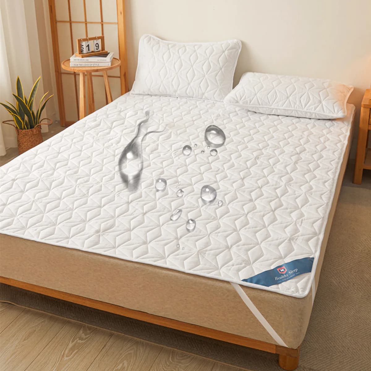 Protecteur de matelas imperméable – Housse de matelas respirante et silencieuse avec 4 sangles d'ang