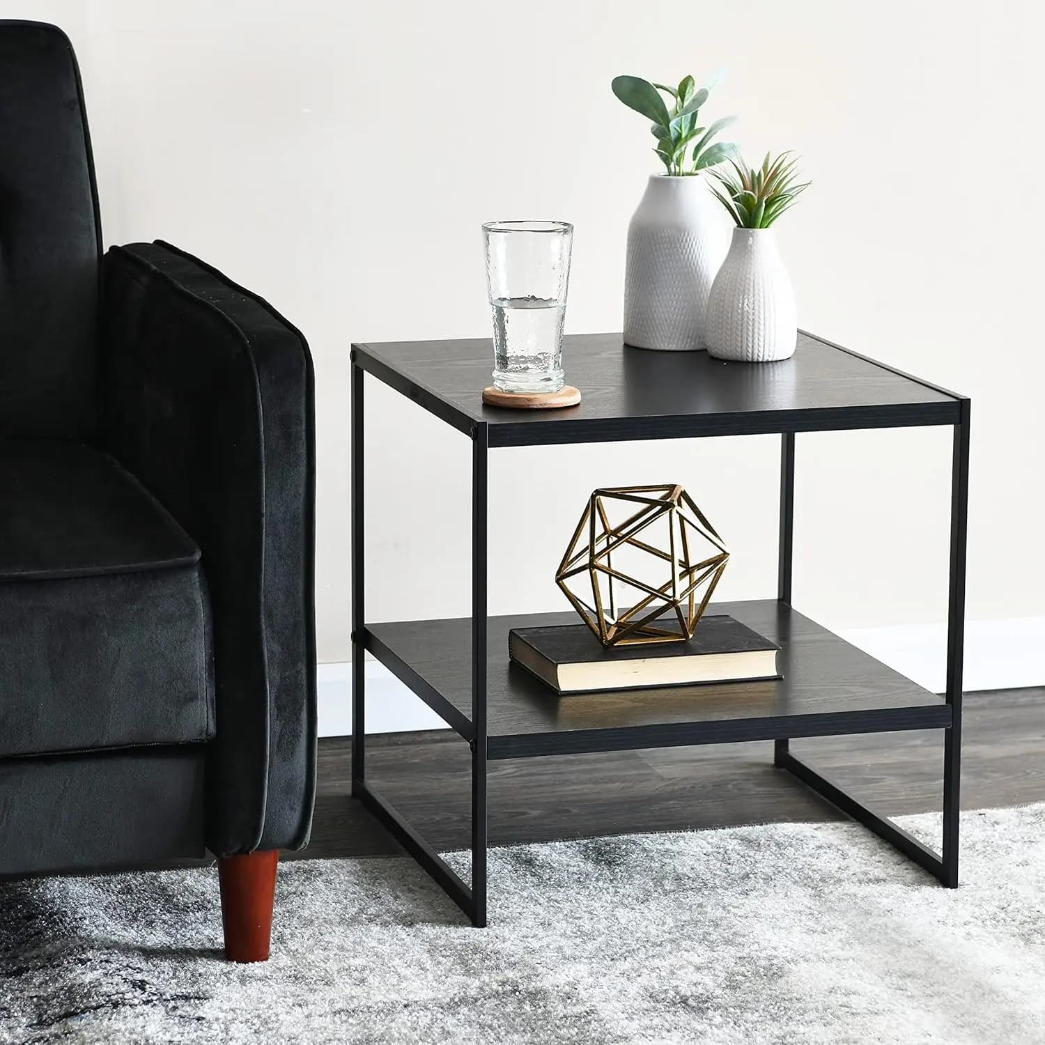 Essentials Jamestown Table d'appoint carrée avec étagère de rangement grain de bois de chêne noir et