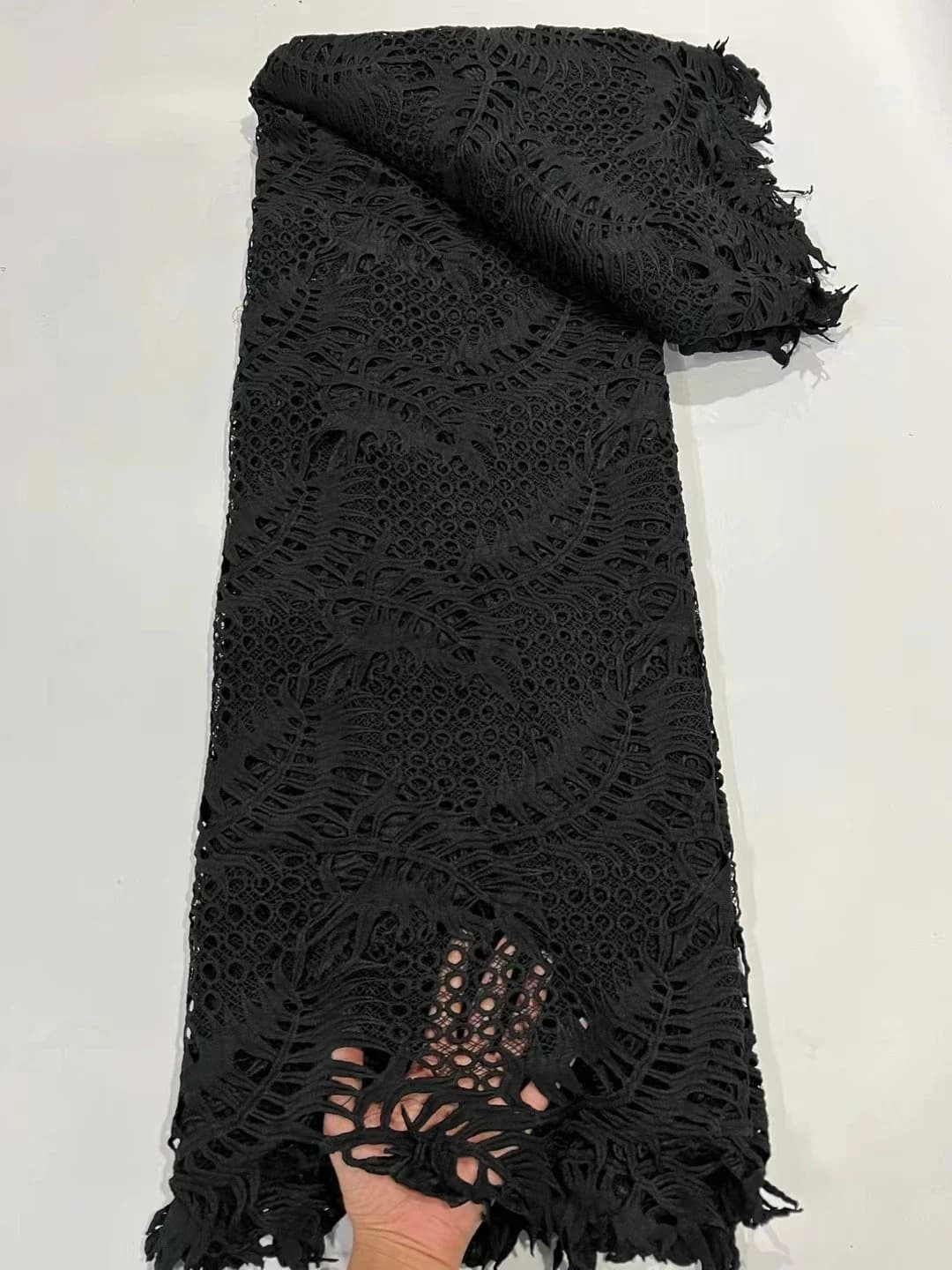 Tissu africain noir en dentelle Guipure, tissu nigérian en dentelle Soluble dans l'eau de haute qual