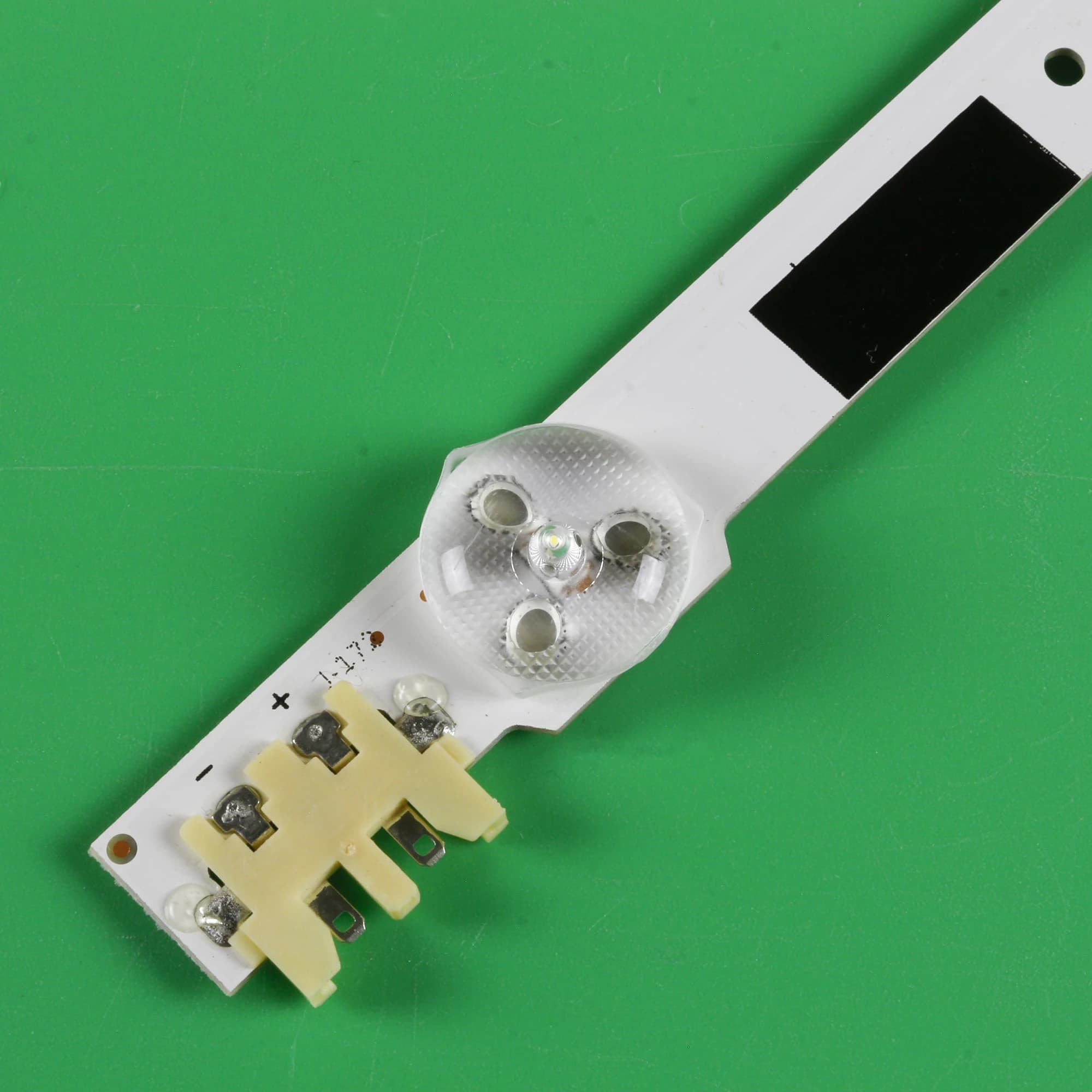 Bande LED pour UN40F6400 UE40F6500 UE40F6200AK UE40F5300 UE40F6800 UE40F6510 UA40F5000 AJ UE40F6650 