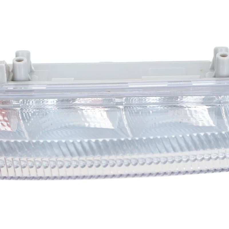 Voiture pour Mercedes Benz E350 C350 C250 W204 W212 R172 avant LED DRL lumière du jour lampe de cour