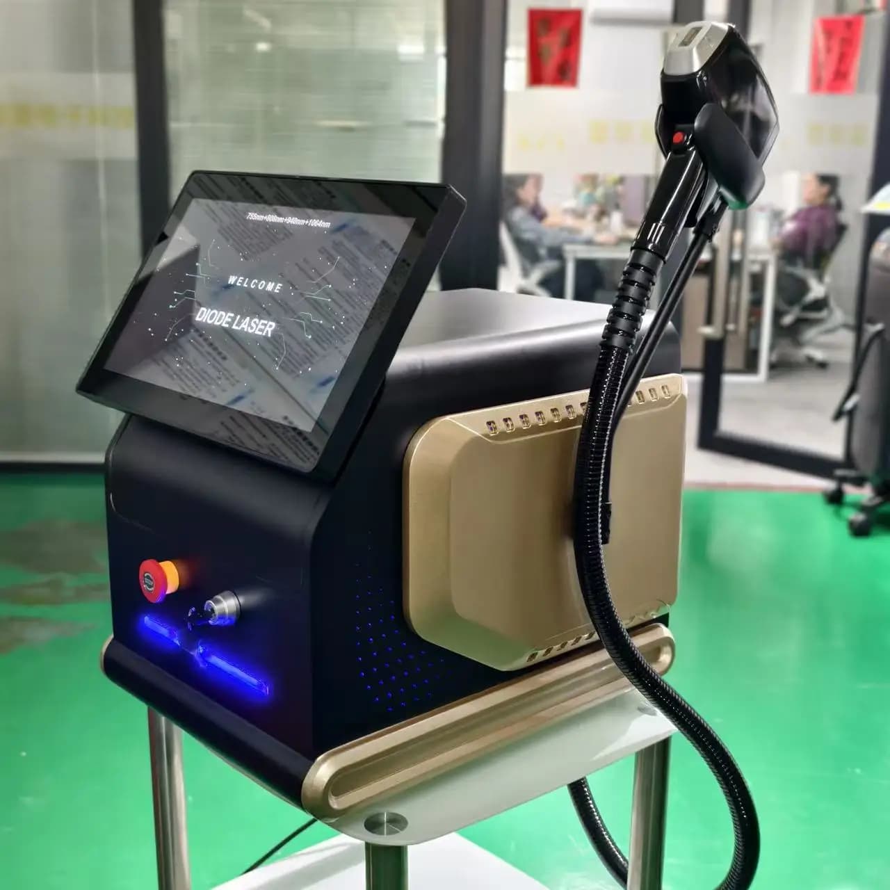 Épilateur laser diode 4500W 940nm 808nm, épilation permanente au laser Alexandrite 755nm 808nm 1064n
