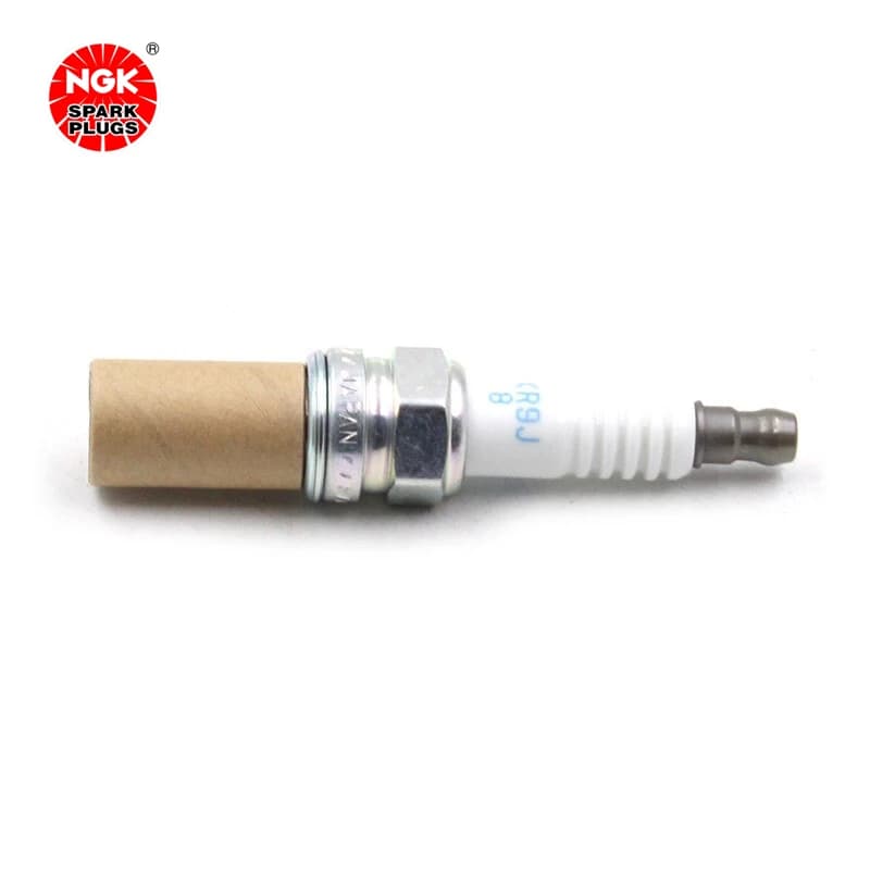 La bougie d'allumage NGK Iridium Platinum IKR9J8 93311 convient au Liberty Guide 1.4T Fiat oe 552106
