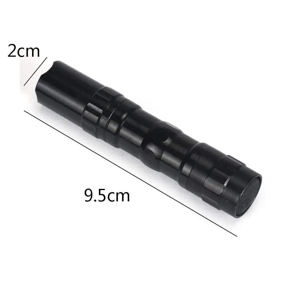 Lampe de poche tactique Super lumineuse utile, lampe de poche médicale LED, ampoule, petite torche é