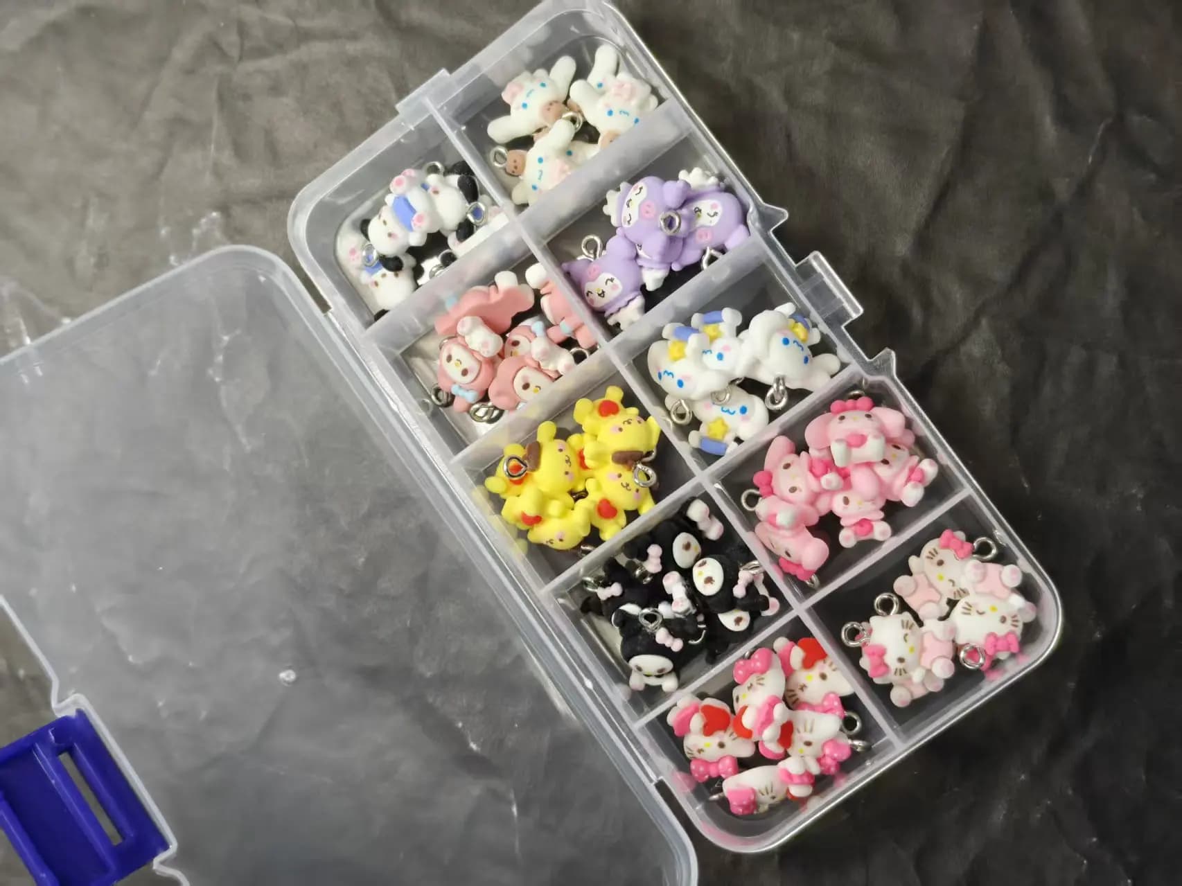 50 pièces de bijoux en résine de dessin animé Hello Kitty, mini pendentif 3D mat Cool Lomi et Mimoli