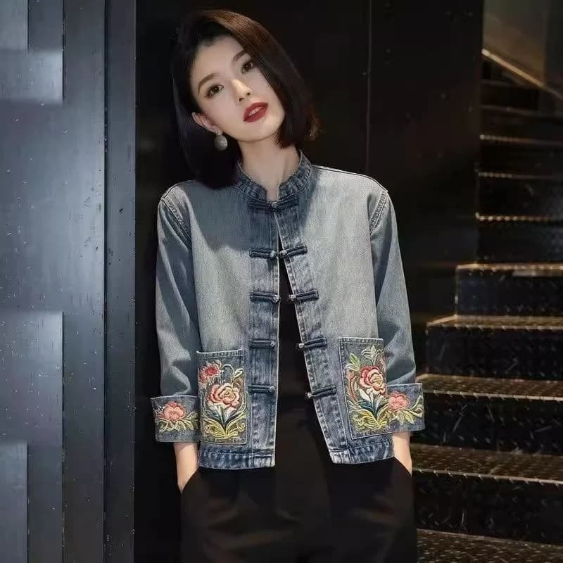 Veste Courte en Jean Polyvalente à Revers pour Femme – Nouvelle Collection Printemps-Automne 2026 – 