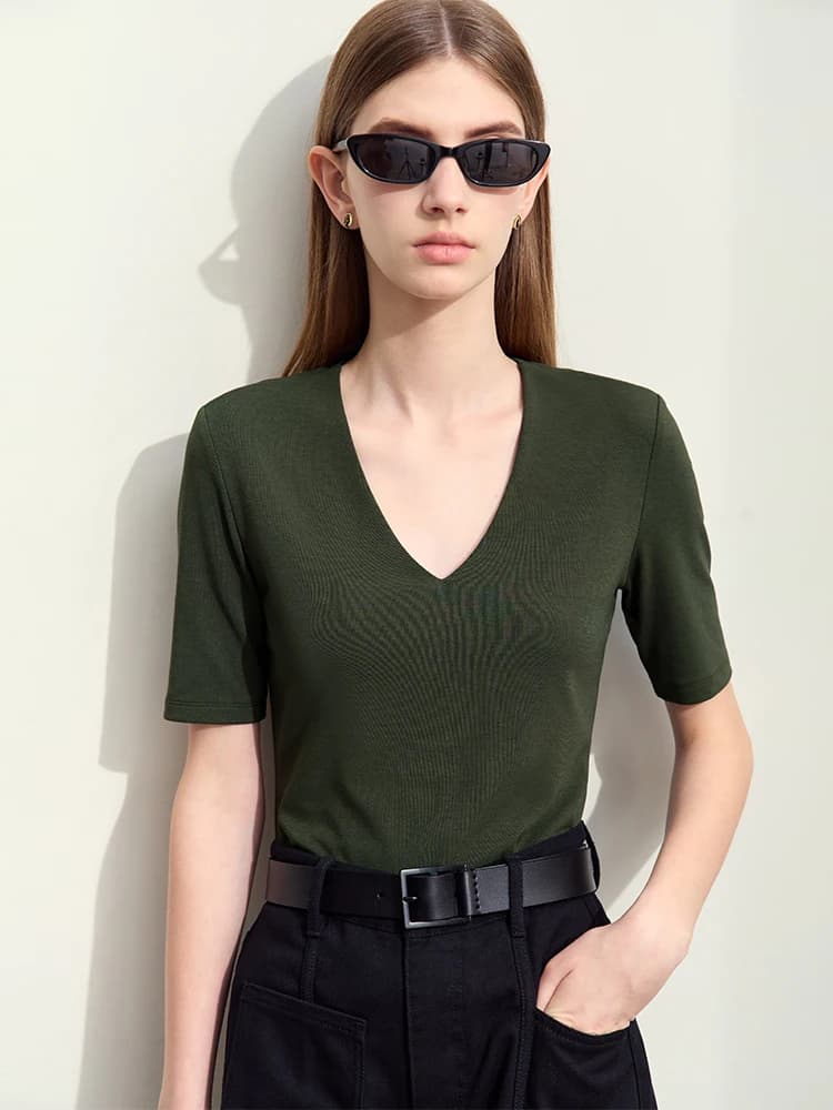 Amii minimalisme 2024 été nouveau col en v T-Shirts femmes coton tricoté demi manches T-shirt femme 