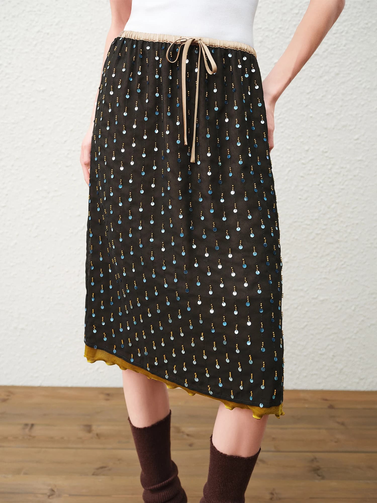 FSLE【Série Premium】Jupe Courte Femme Printemps 2026 en Velours à Paillettes et Perles, Style Rétro, 