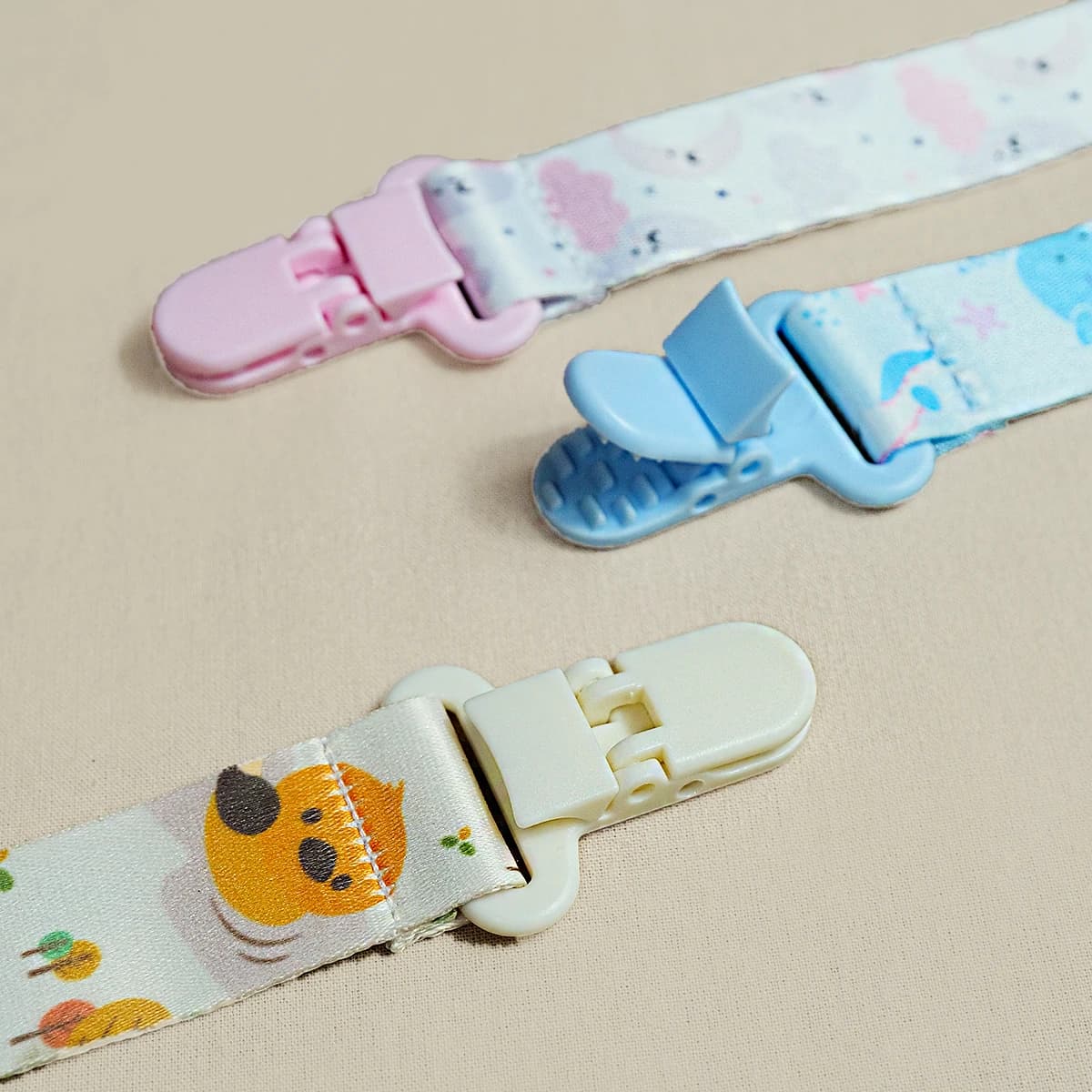 Sucette pour bébé imprimée de dessin animé 3 pièces pour empêcher la chute de chaîne ; Jouet en gomm