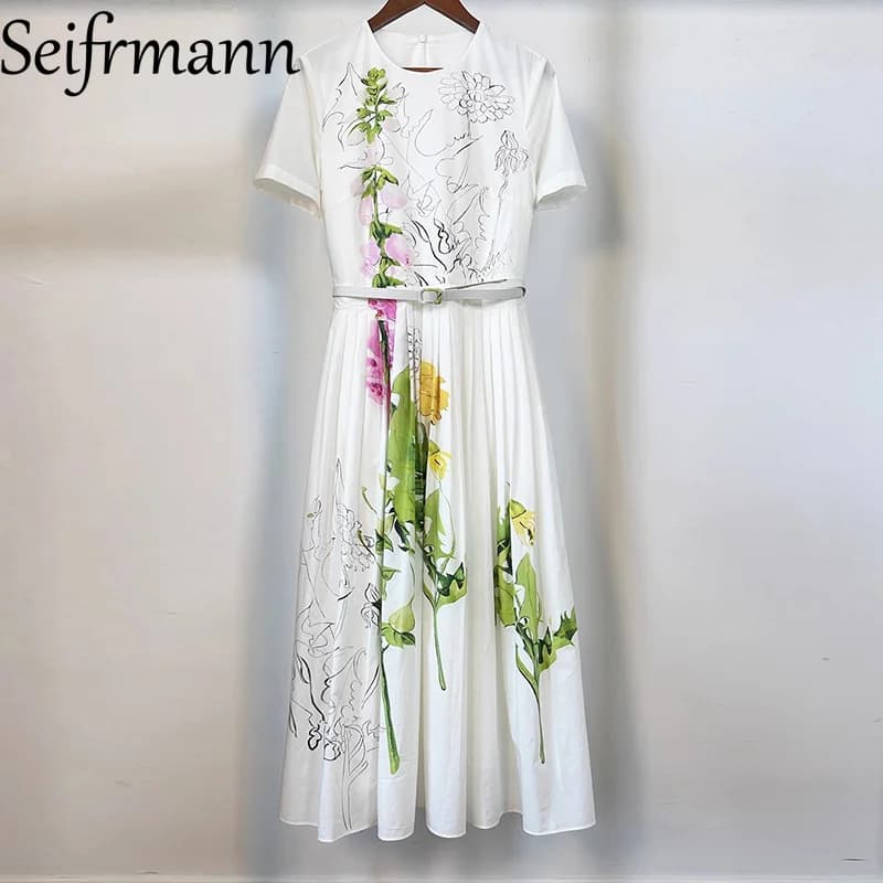 Seifrmann – robe en popeline imprimée fond blanc, col rond, manches courtes, taille cintrée, jupe lo