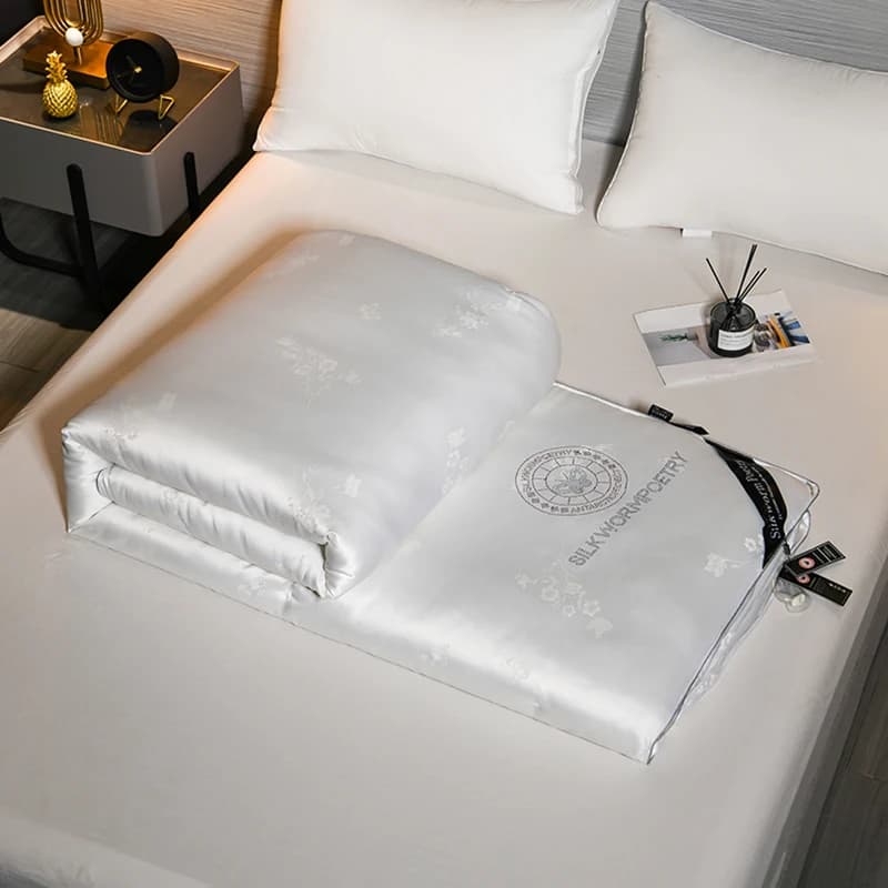 100% soie de mûrier fait à la main véritable couette en soie hiver chaud couette printemps automne c
