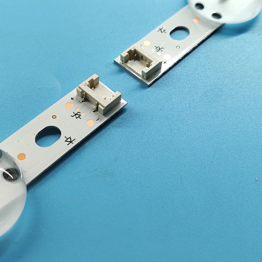 Bande de rétro-éclairage LED pour 43LJ614V 43LJ622V 43UJ675V 43UJ655V 43UJ670V 43UJ651V 43LV340C 43L