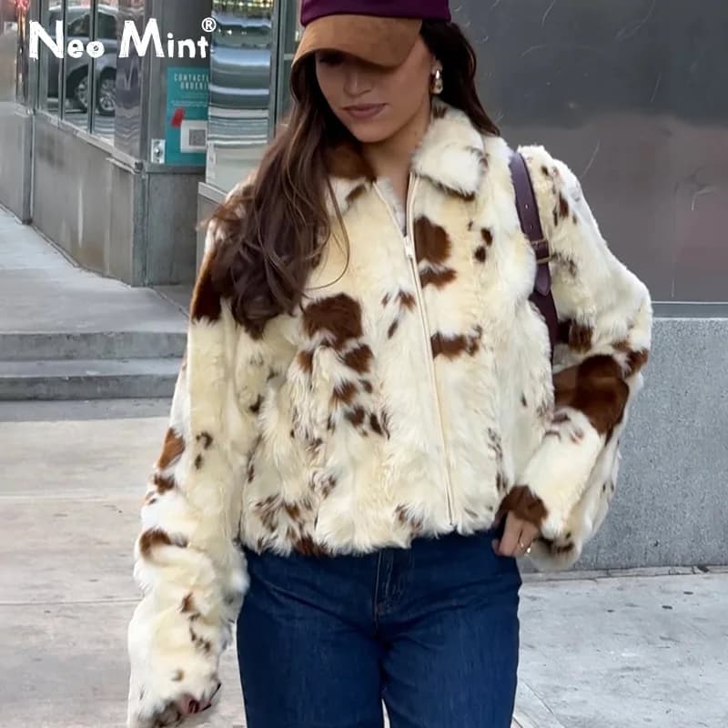 Neo Mint Chic Street Girls vache imprimé manteau de fourrure femmes 2025 hiver nouvelle marque de mo