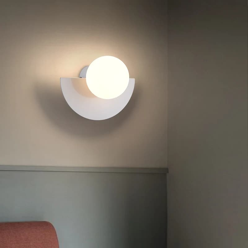 Mur LED lampe nordique en fer forgé chambre chevet applique murale Simple coloré boule en plastique 