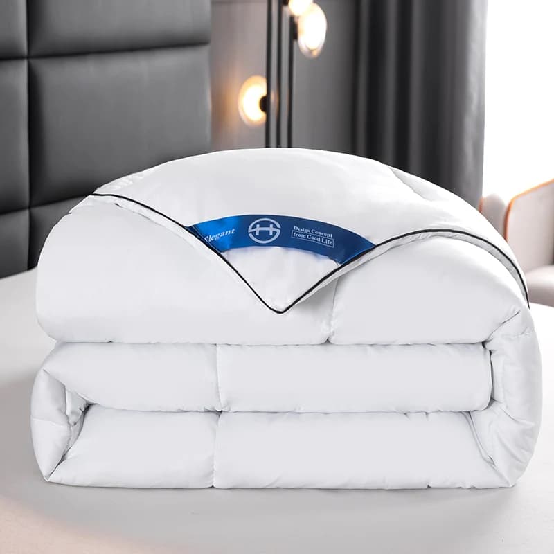 Couette de style hôtel Queen KingLightweight moelleux, confortable et respirante, douce couette d'hi