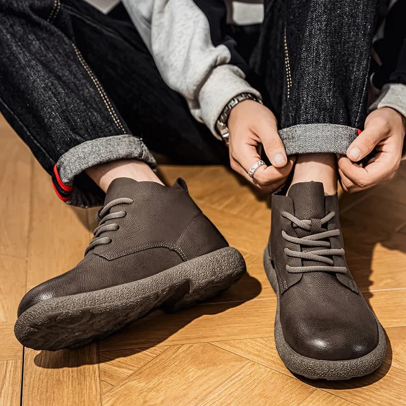 Chaussures Designer Bottines en cuir marron pour hommes avec design à lacets de style rétro et semel