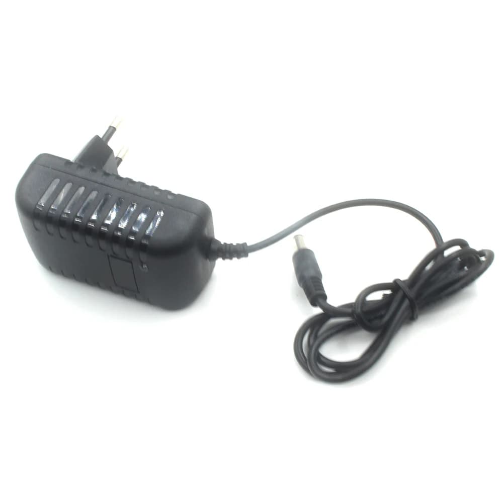 Chargeur de batterie au lithium 18650 DC 21V 2A, pour pack de batteries Li-ion 18V 0.5A 1A 2A 4 cell