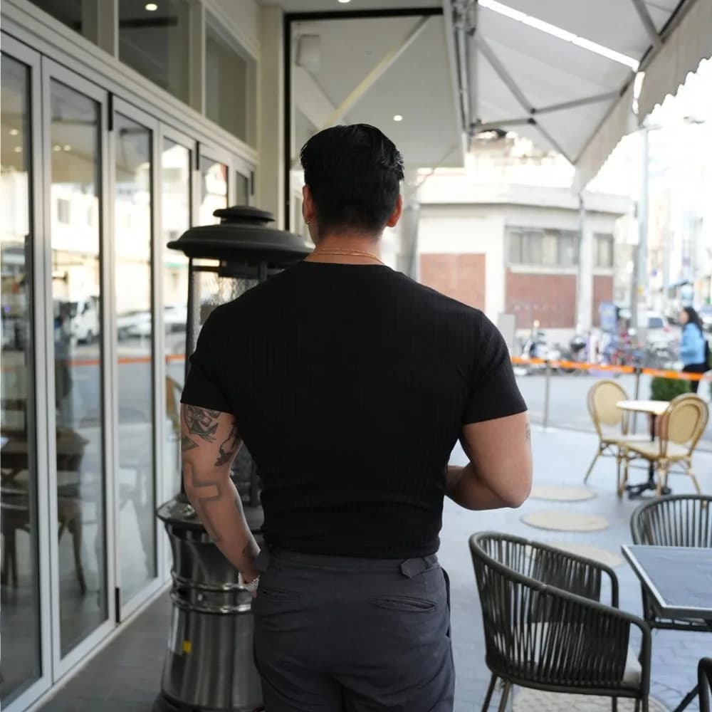 T-shirt moulant à manches courtes pour hommes, haut athlétique décontracté à manches courtes, vêteme
