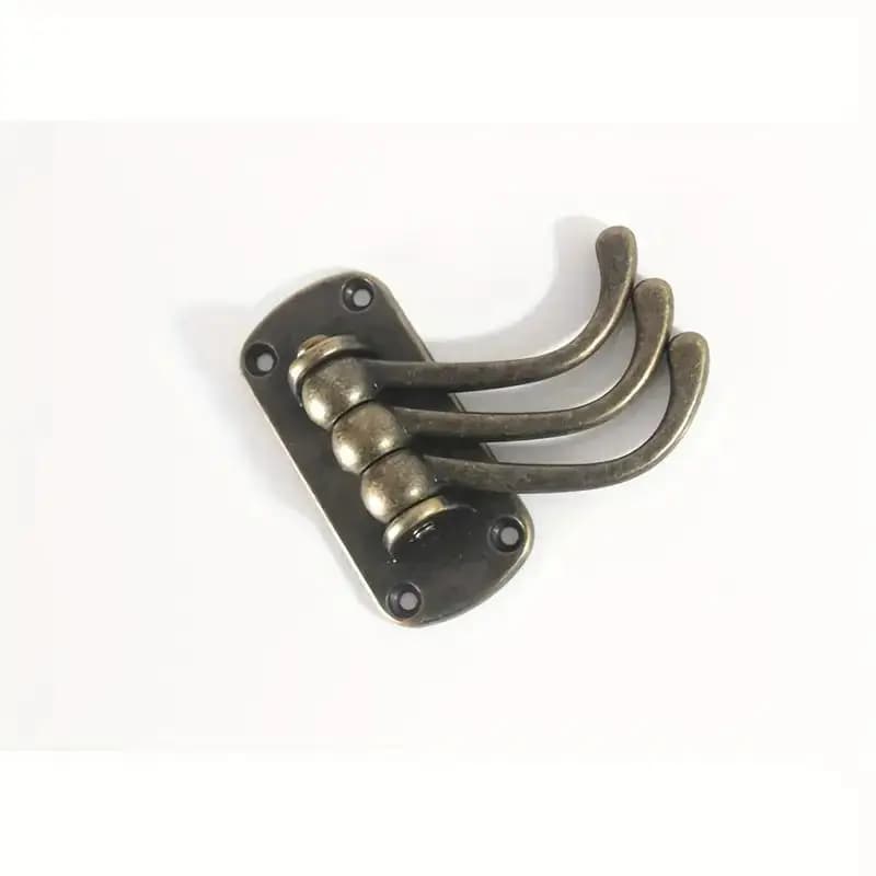 Porte-manteau en bronze, décoration d'intérieur, optimisation de l'espace, finition élégante, design