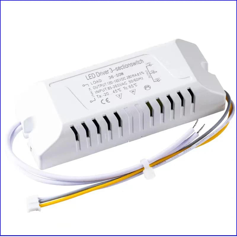 Pilote LED d'isolation d'entrée AC 85-265V avec transformateur LED 3 couleurs (25-36W) (36-50W) × 2 