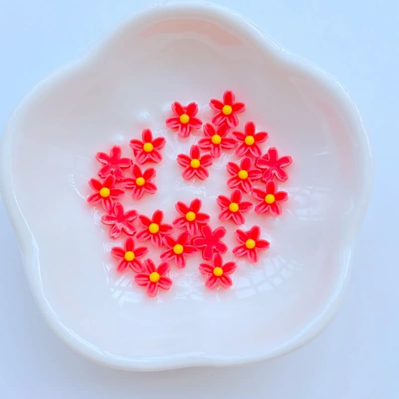 200 pièces nouveau mignon Mini 8mm fleur dos plat résine amélioration des ongles bijoux artisanat dé