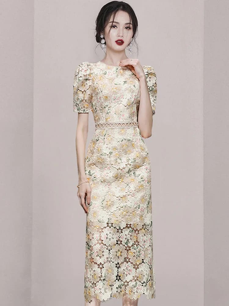 Robe fourreau en dentelle vintage pour femme, broderie florale, col rond, manches bouffantes, taille