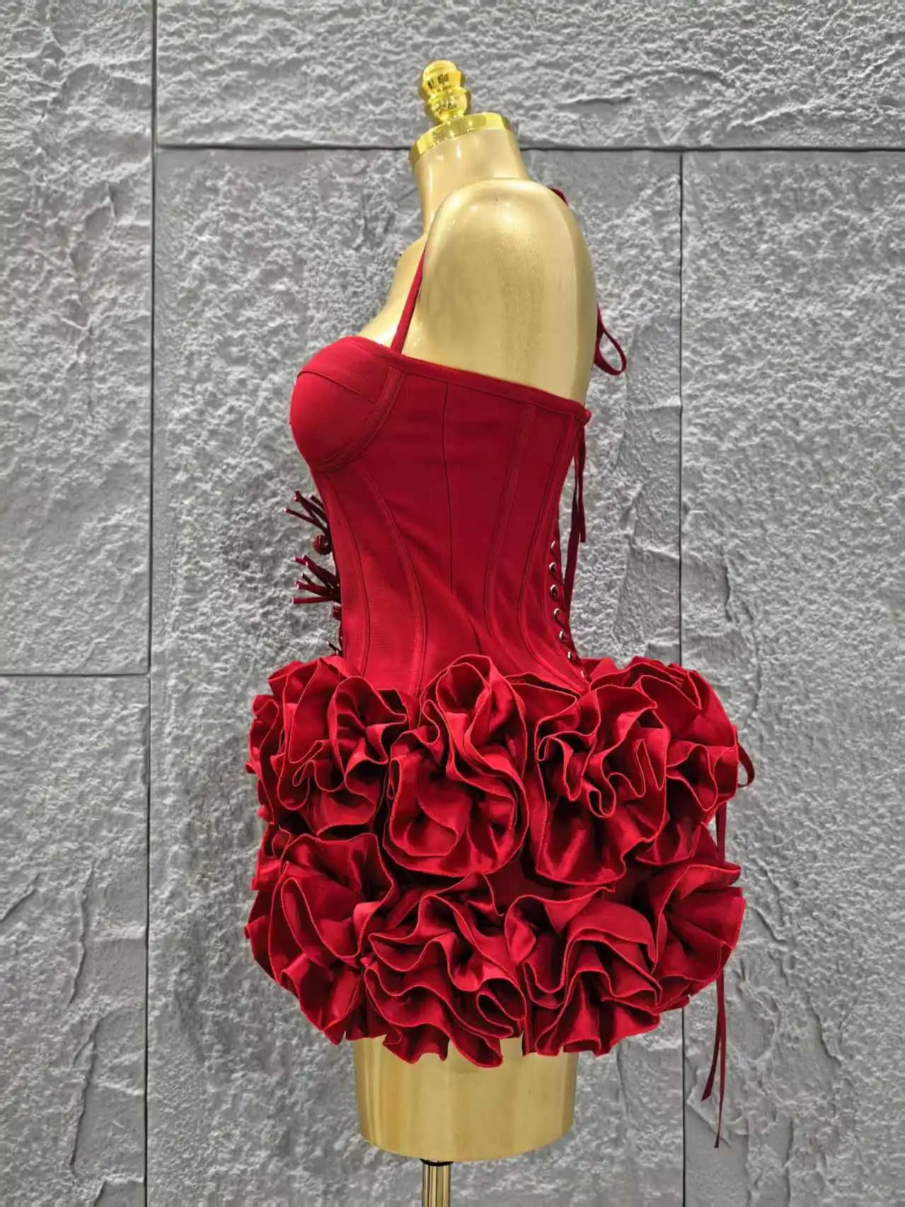 Élégant maigre luxe fête d'anniversaire rouge noir pansement tenue femmes Sexy licou robe de bal cél