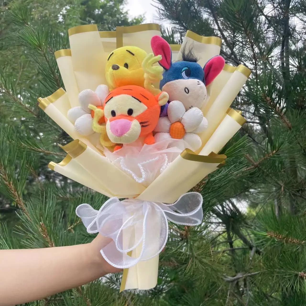 Poupée en peluche Winnie l'ourson, jouet de dessin animé, Bouquet de fleurs fait à la main, cadeaux 