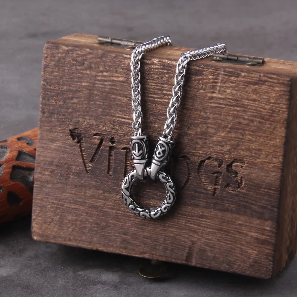 Collier pendentif rune viking nordique avec fermoir rond ouvert, chaîne en acier inoxydable avec boî