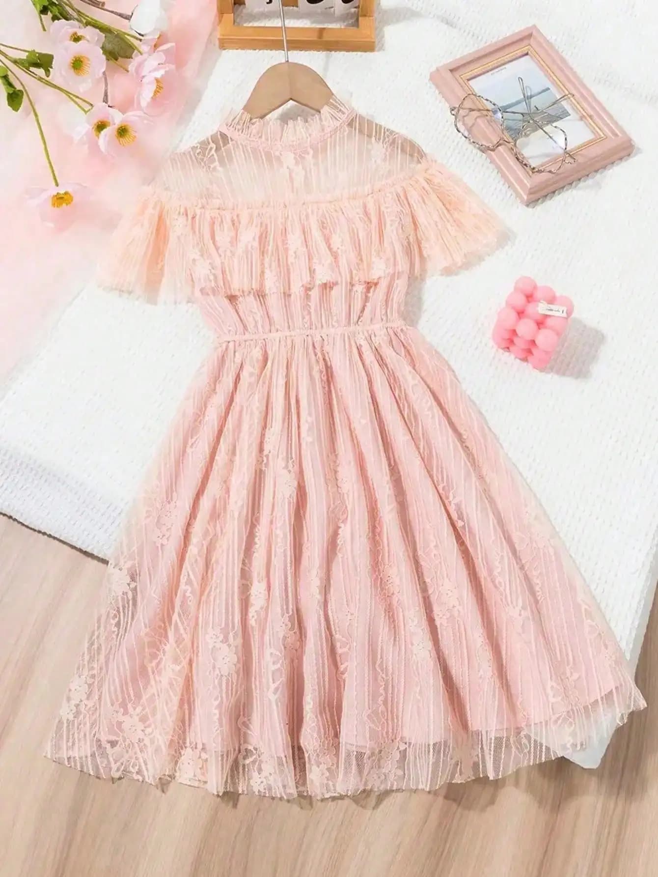 Robe de princesse en dentelle de style coréen, couleur unie, légèrement élastique, coupe ajustée pou