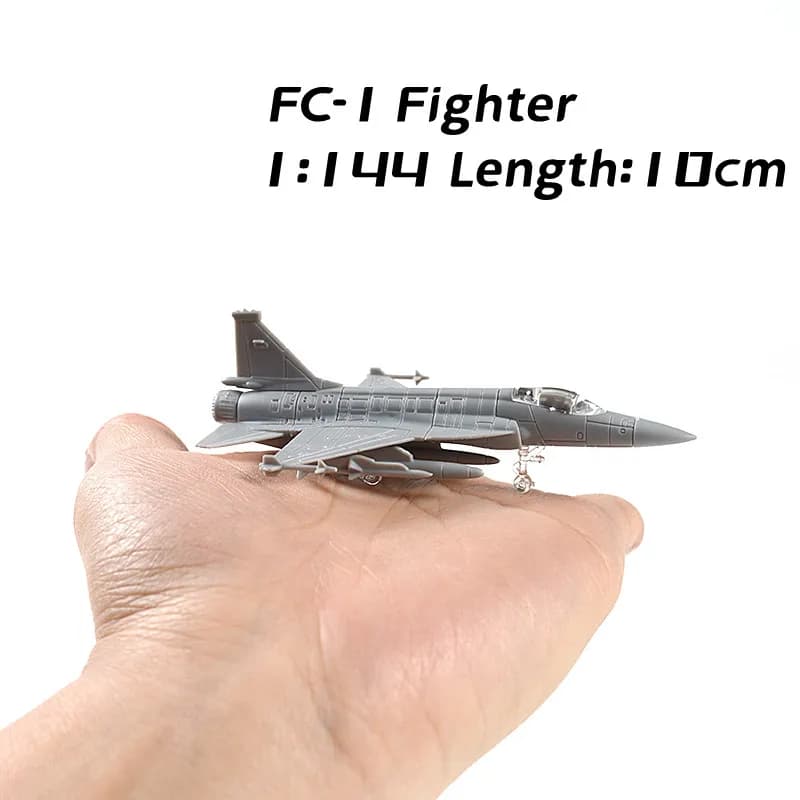 4D 27Styles 1:144 modèle d'assemblage de chasse en plastique Gule avion gratuit hélicoptère armée av