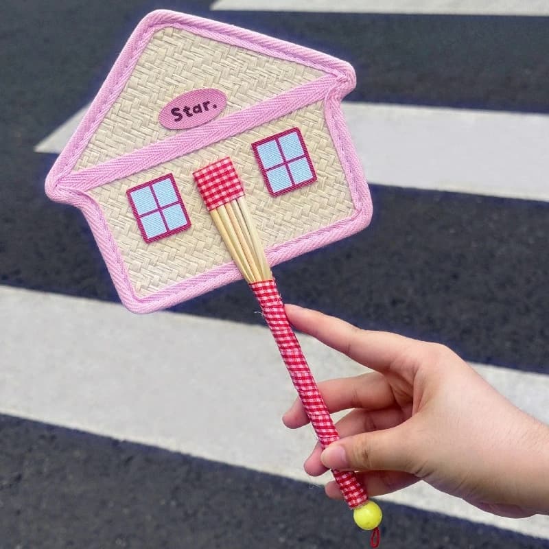 Éventail coloré en forme de maison de dessin animé, tissé à la main – Éventail rétro portable d'été,