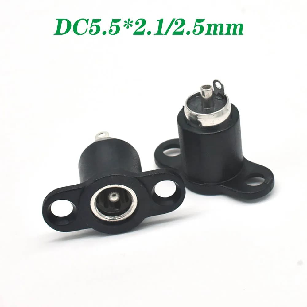 Prise de charge CC 5,5x2,5mm/5,5x2,1mm avec connecteur de montage sur oreille