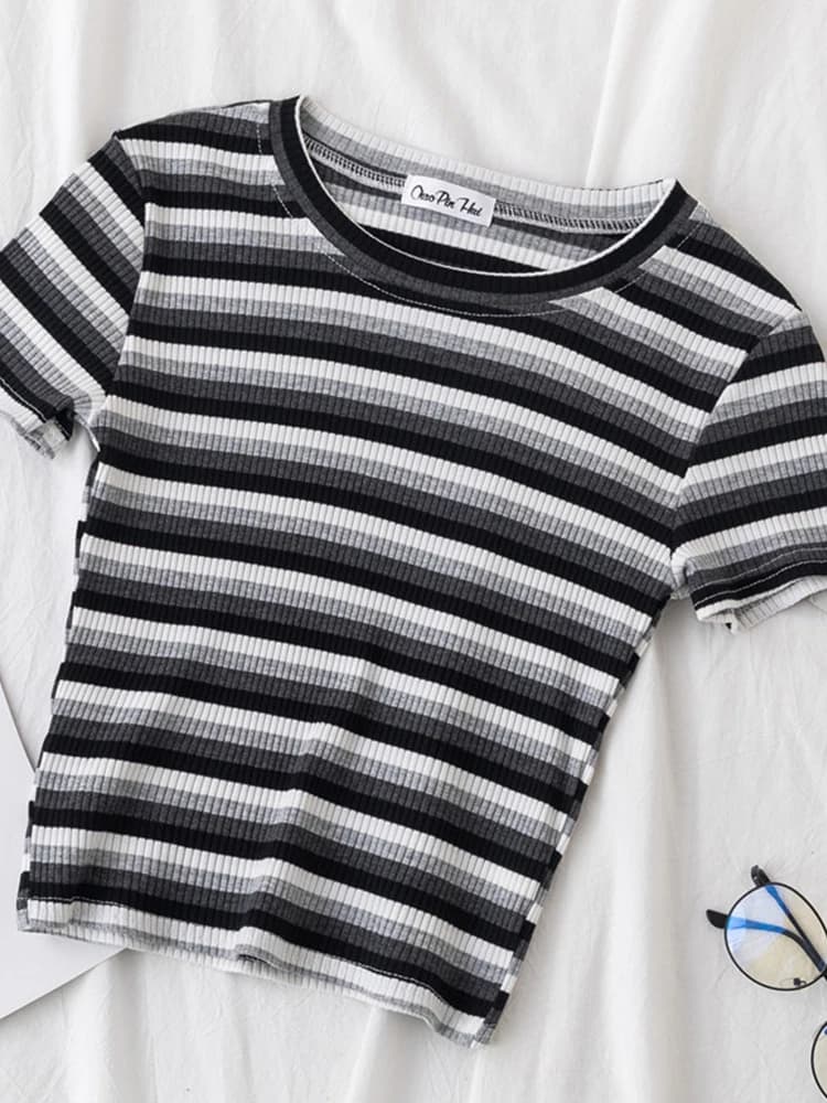 T-shirt à rayures arc-en-ciel pour femmes, haut à manches courtes, vêtement estival et slim, marque 