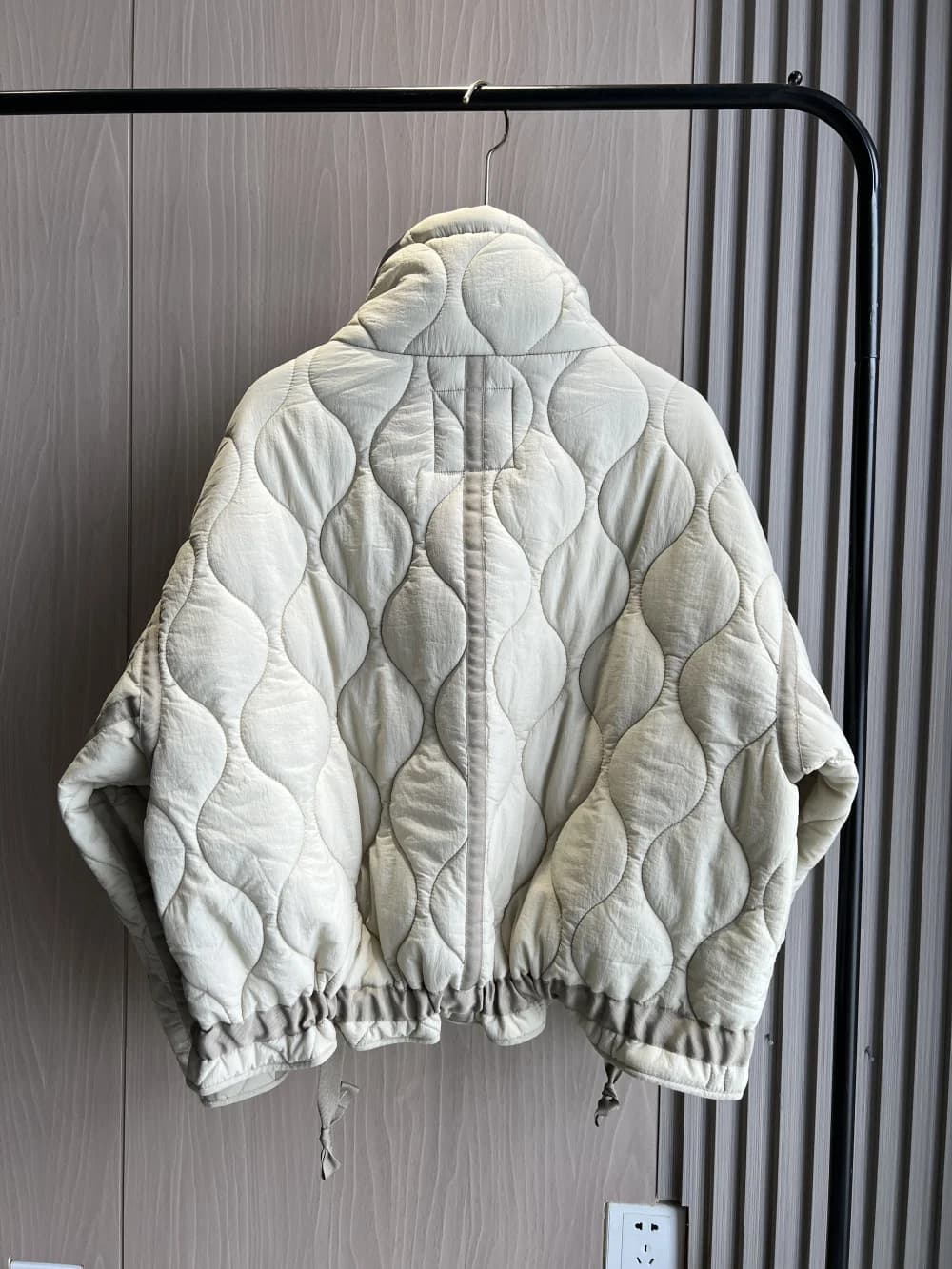Manteau matelassé pour femmes ETJ 2025 veste QUILTée avec attaches nouvelle veste en coton beige ave