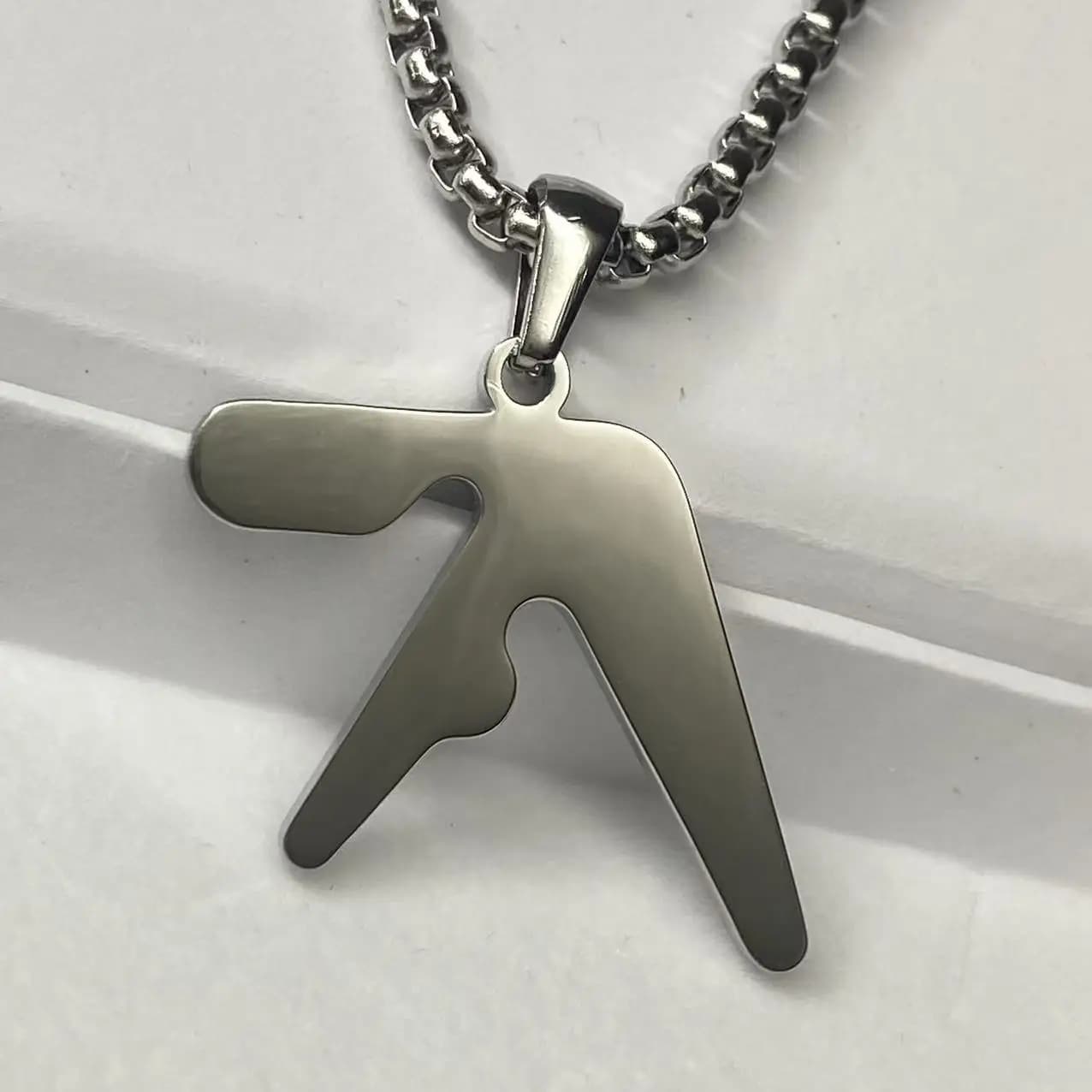 Collier pendentif en acier inoxydable de haute qualité avec logo Aphex – Collier hip-hop tendance po
