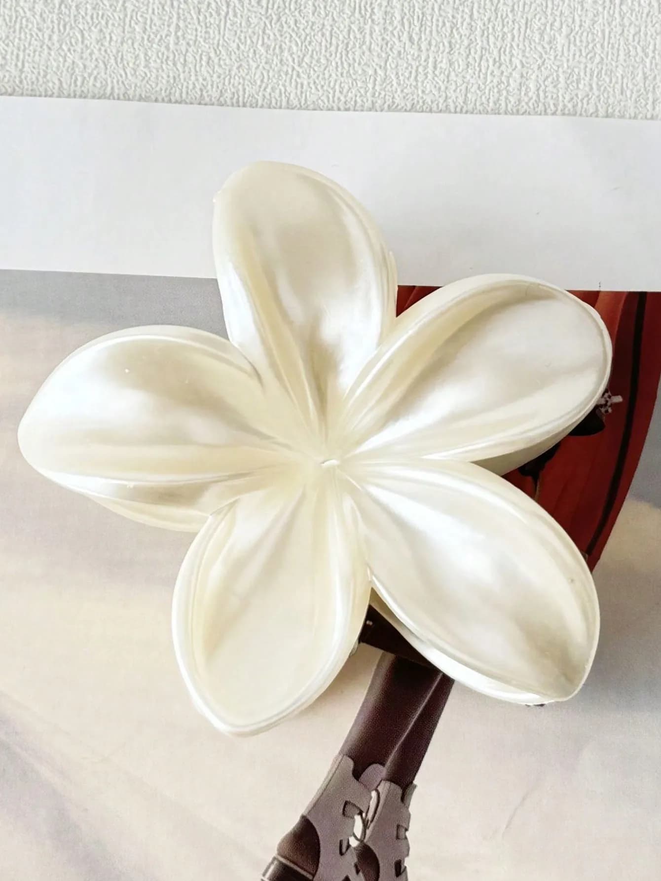 Griffes de cheveux simples et brillantes pour femmes et filles, fleur d'œuf, accessoires de fête, mo
