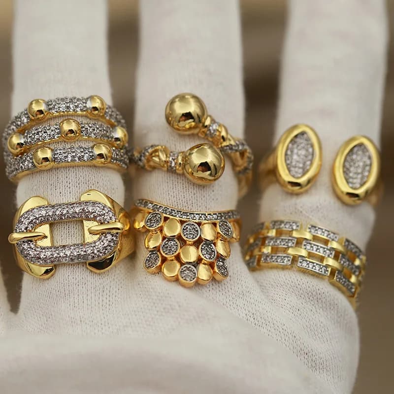 Nouveaux accessoires de vue zircone perles métalliques anneaux ouverts pour les femmes de luxe crist