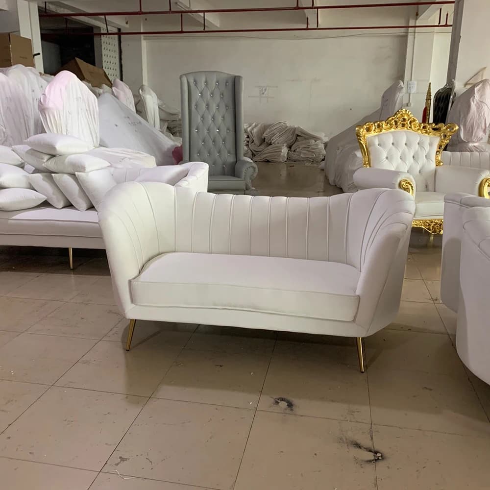 Fabrication de canapé trône en velours blanc chaud d'hôtel pour l'événement de mariage