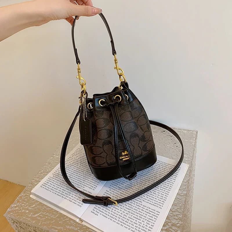 Sac à bandoulière élégant pour femme, sac à langer en cuir de créateur, sac à main fourre-tout éléga